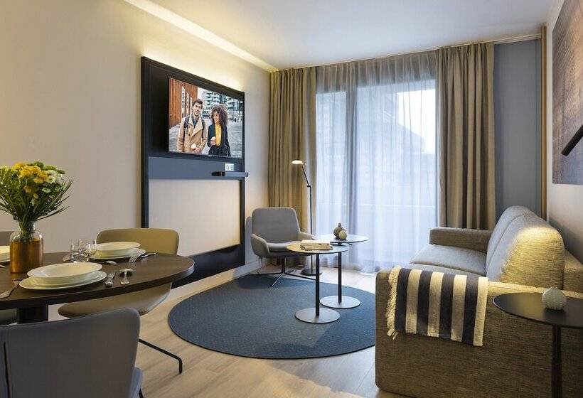 Citadines La Defense Paris