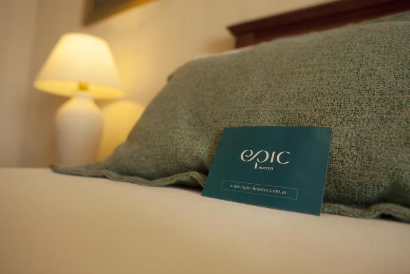 Epic Hotel Villa Mercedes