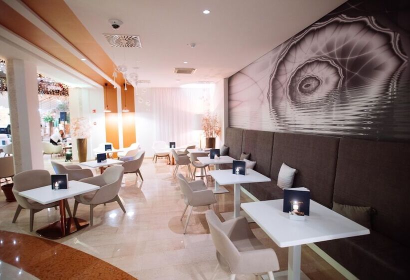 Grand Hotel Portorož – Lifeclass Hotels & Spa, Portorož