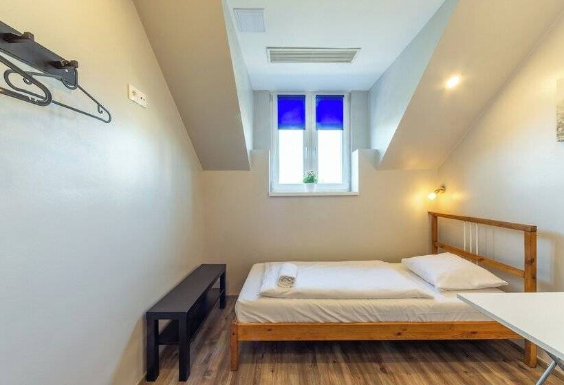 مسافرخانه Minimino