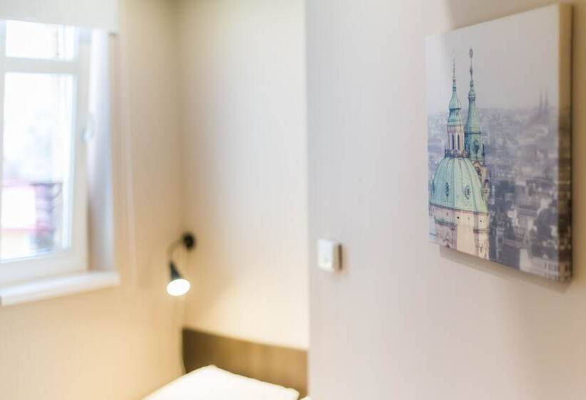 مسافرخانه Minimino