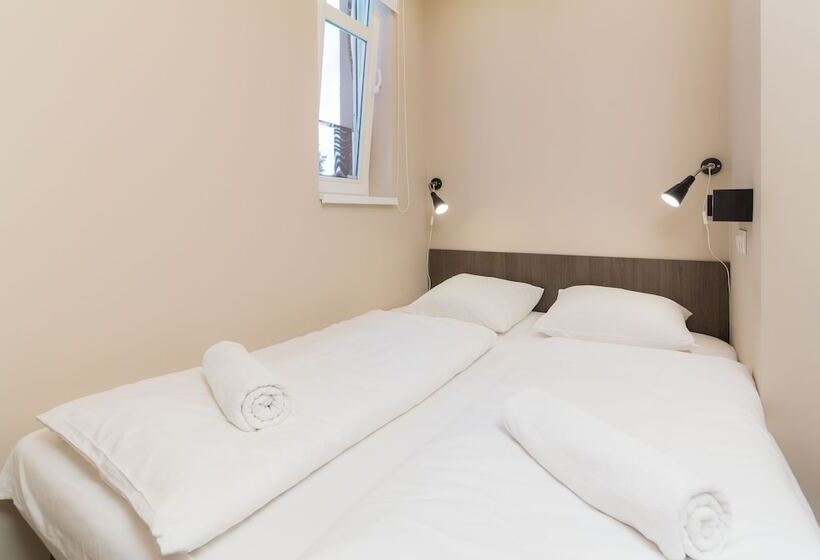 مسافرخانه Minimino