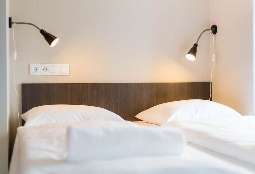 مسافرخانه Minimino