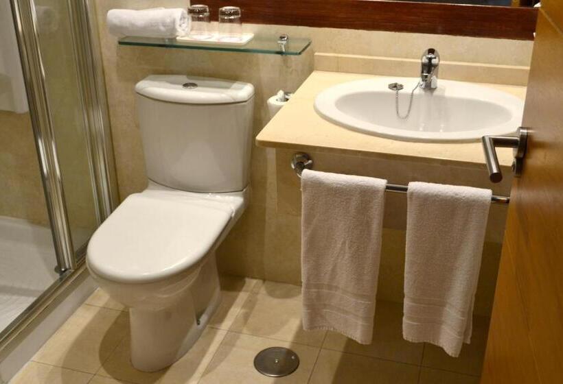 هتل Alda Palacio Valdes