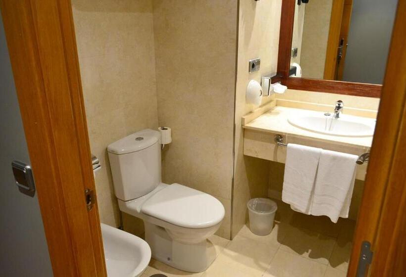 هتل Alda Palacio Valdes