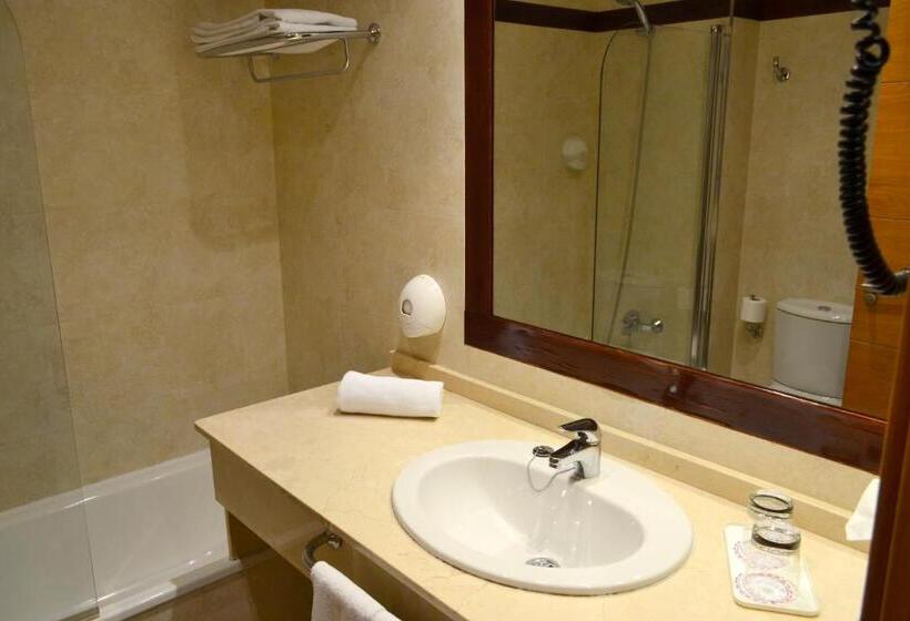 هتل Alda Palacio Valdes