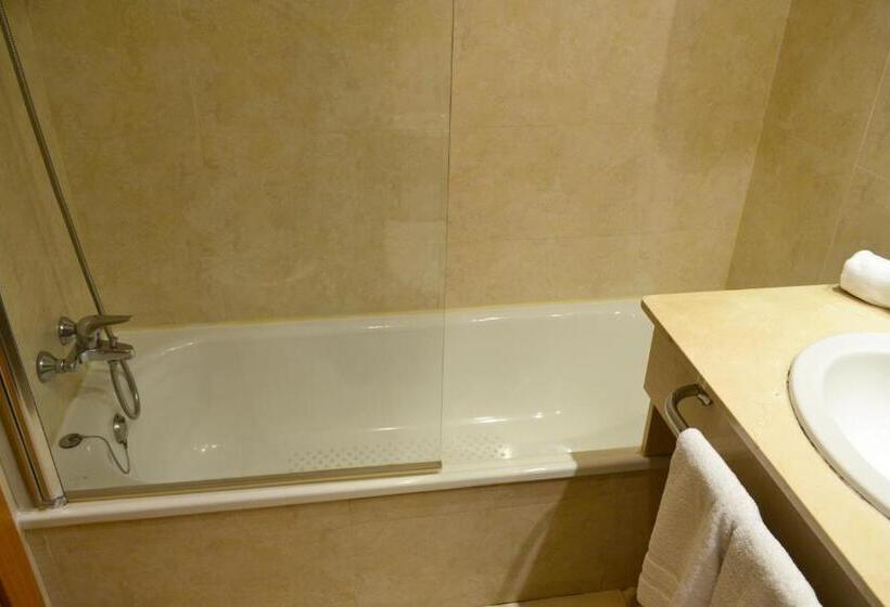 هتل Alda Palacio Valdes