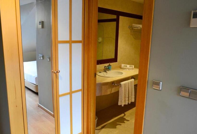 هتل Alda Palacio Valdes