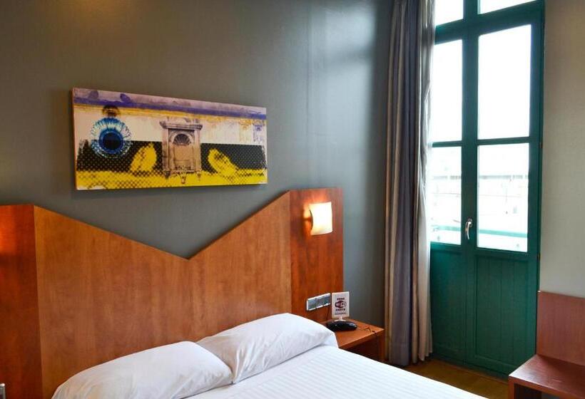 هتل Alda Palacio Valdes