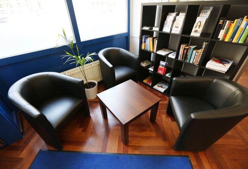 هتل a&o München Hauptbahnhof