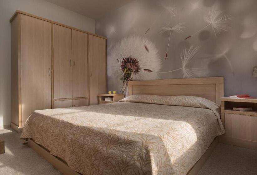 فندق Apartments Malina