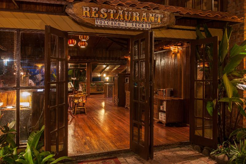 فندق Arena Logde