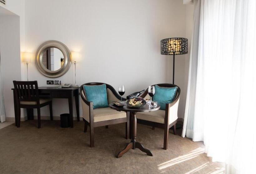 Отель Arkin Palm Beach