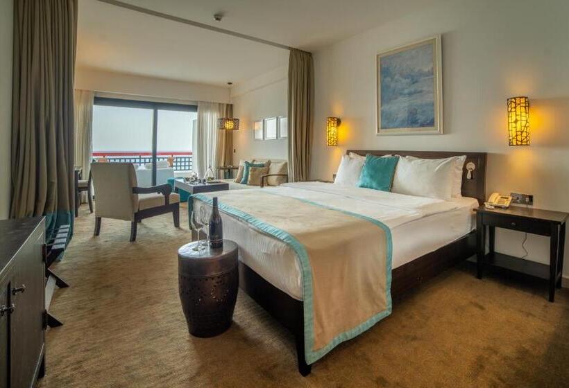 Отель Arkin Palm Beach