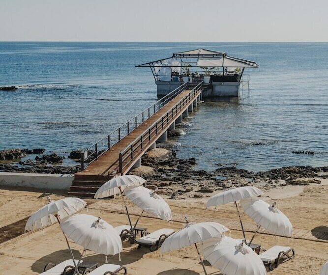 Отель Arkin Palm Beach