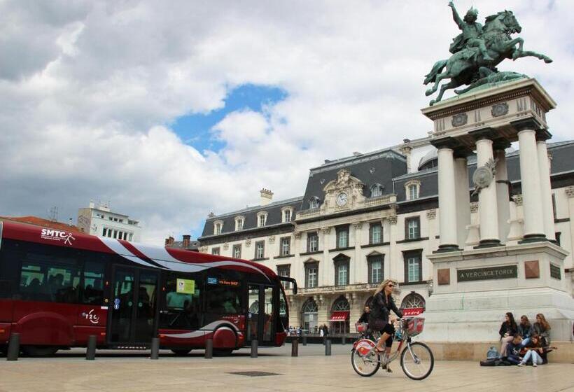 호텔 Artyster Clermontferrand