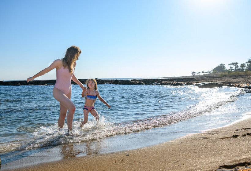 Constantinou Bros Athena Beach Hotel