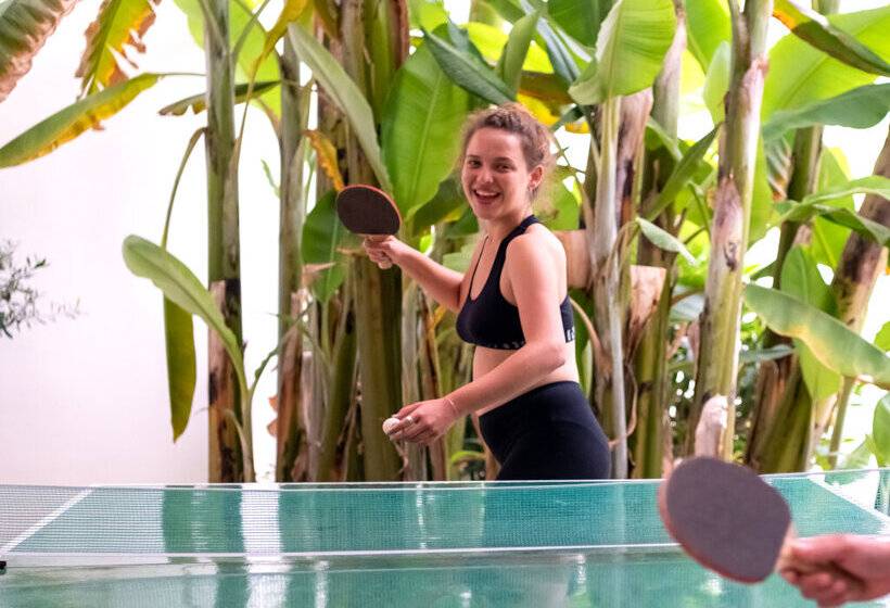 Constantinou Bros Athena Beach Hotel