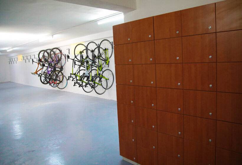 Constantinou Bros Athena Beach Hotel