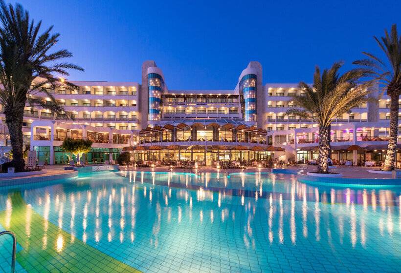 Constantinou Bros Athena Beach Hotel