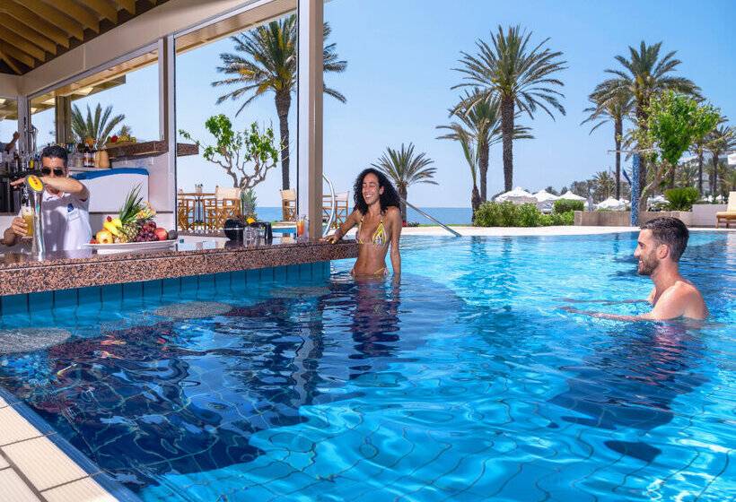 Constantinou Bros Athena Beach Hotel