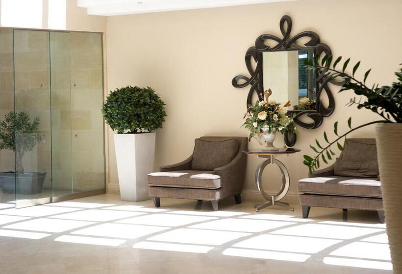 בית מלון כפרי Atlantica Oasis