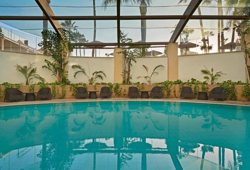 בית מלון כפרי Atlantica Oasis