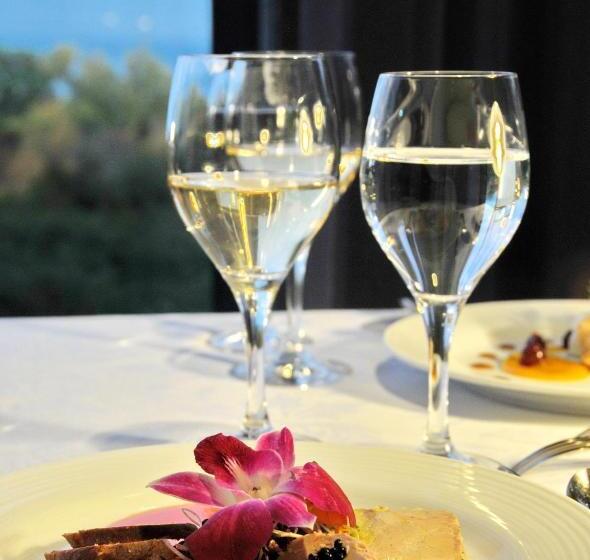 فندق Auberge Des Falaises