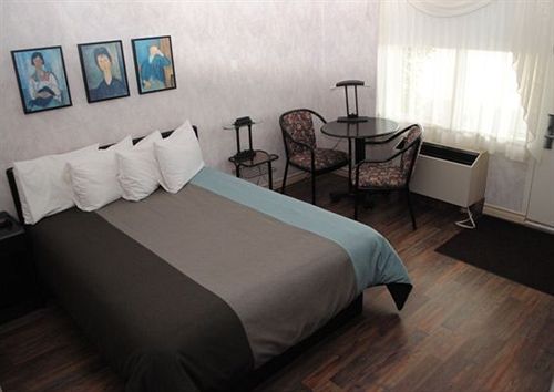 ホテル Auberge Escapade Inn