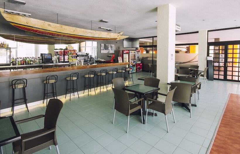 Azuline Hotel Pacific