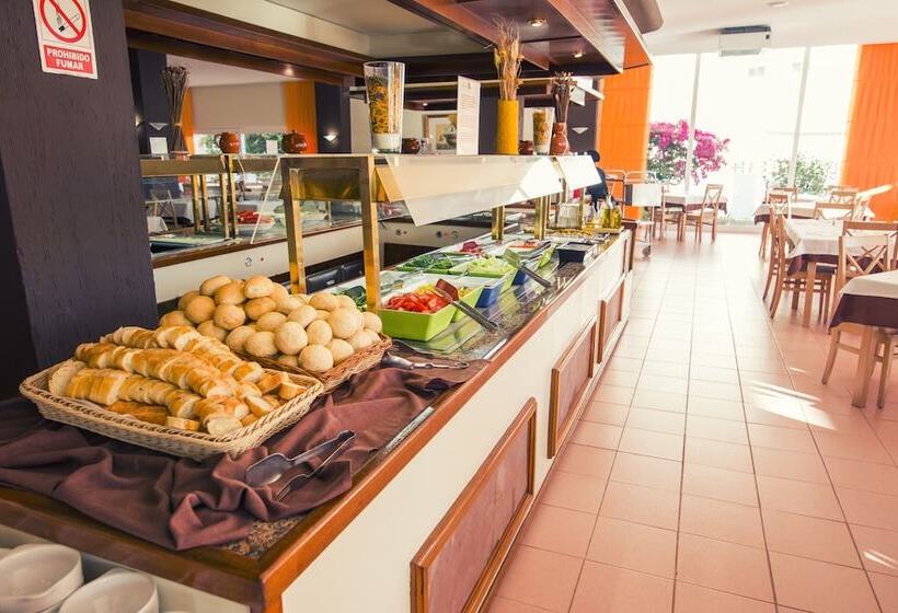 Azuline Hotel Pacific