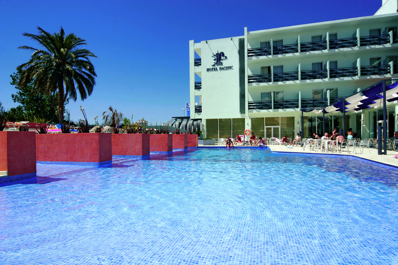 Azuline Hotel Pacific