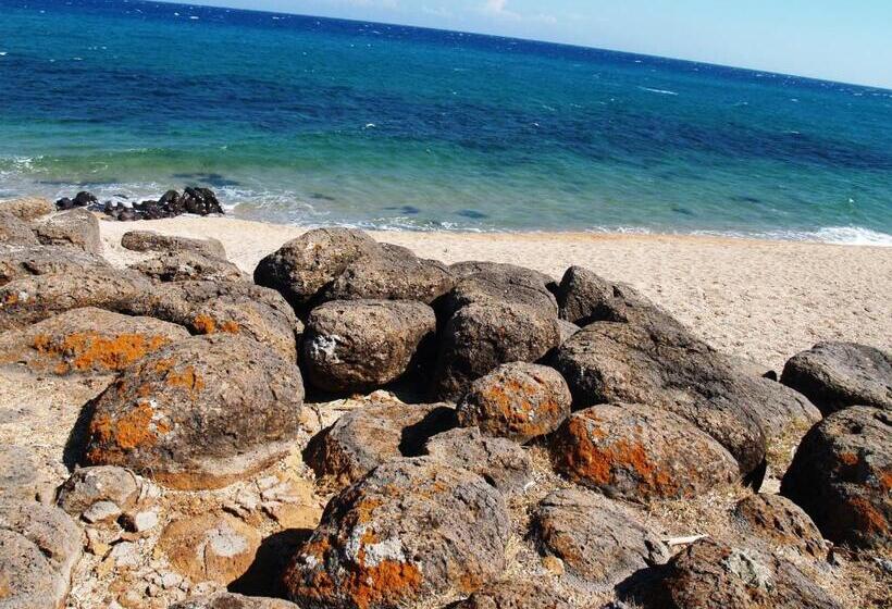 בית מלון כפרי Baja Azzurra