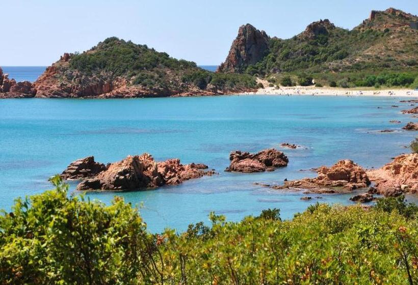 בית מלון כפרי Baja Azzurra