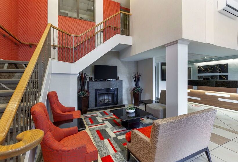 فندق Best Western Plus Burlington Inn & Suites