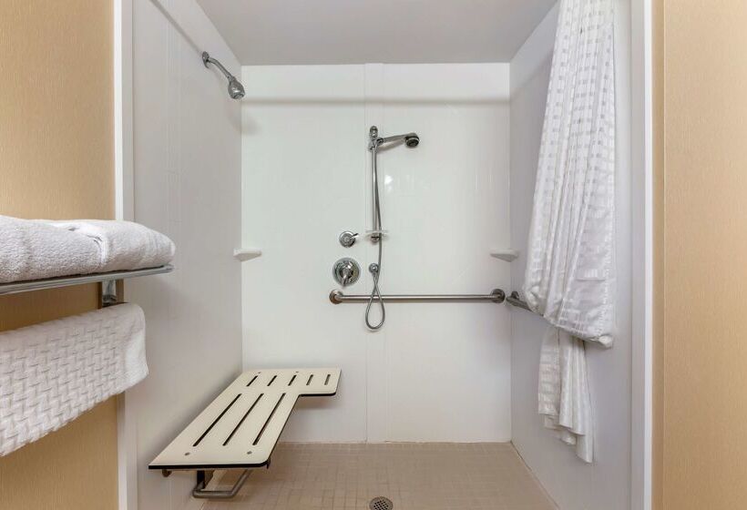 فندق Best Western Plus Burlington Inn & Suites