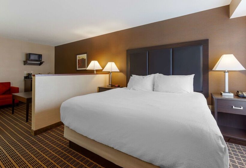 فندق Best Western Plus Burlington Inn & Suites