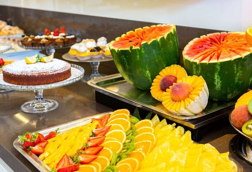 Отель Best Western Plus Tigullio Royal