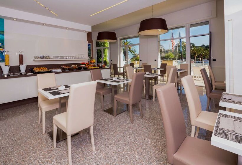 Отель Best Western Plus Tigullio Royal