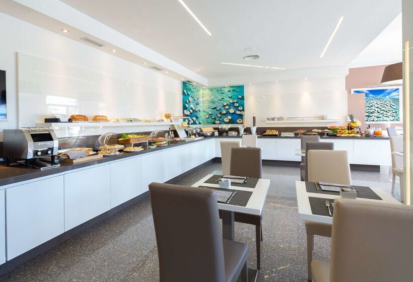 Отель Best Western Plus Tigullio Royal