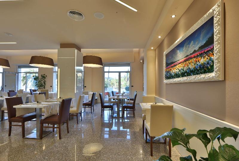 هتل Best Western Plus Tigullio Royal