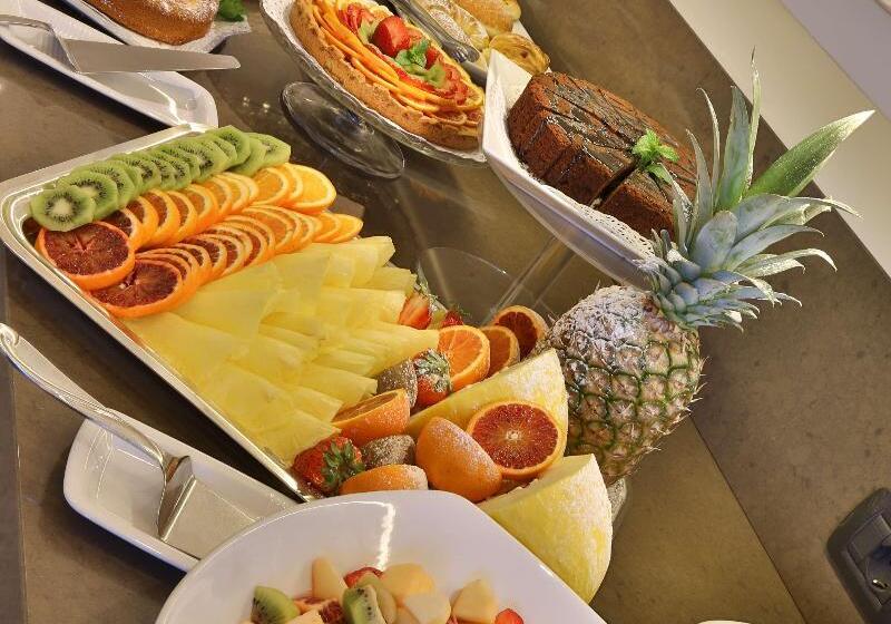 Отель Best Western Plus Tigullio Royal