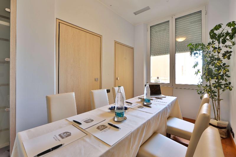 هتل Best Western Plus Tigullio Royal