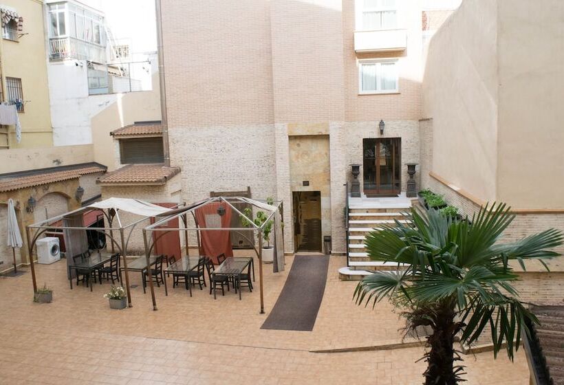 هتل Caballero Errante