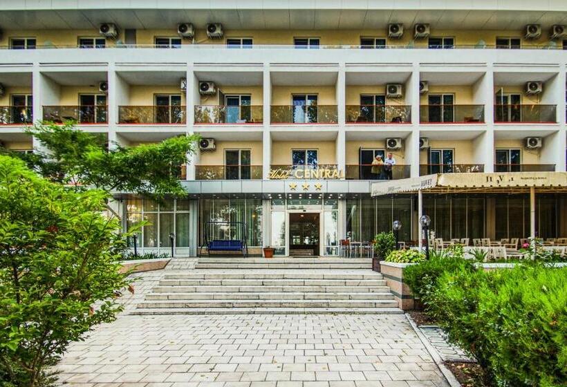 ホテル Central