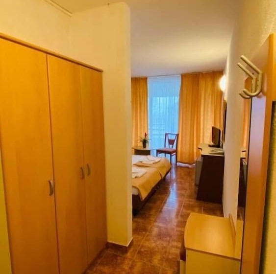 בית מלון כפרי Cerna