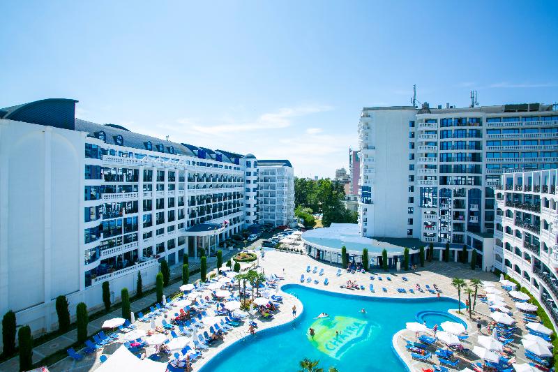 Отель Chaika Beach Resort