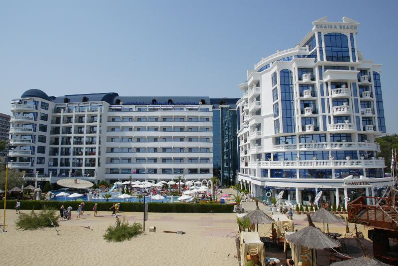 هتل Chaika Beach Resort
