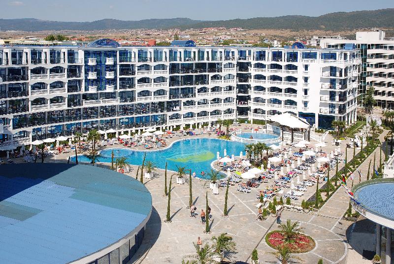 هتل Chaika Beach Resort