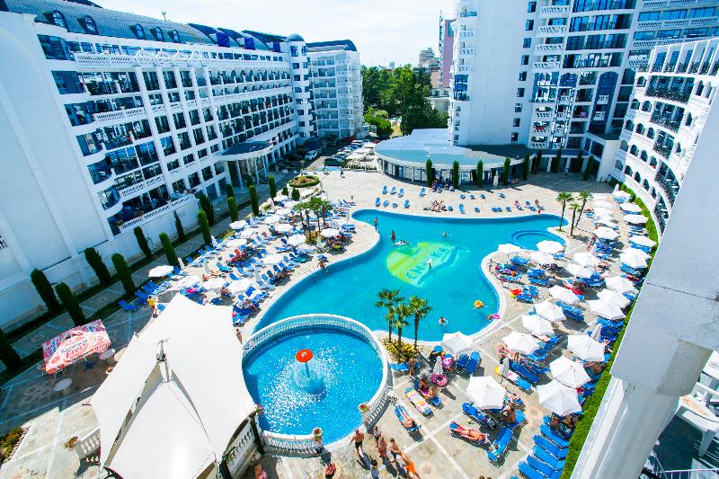 Отель Chaika Beach Resort